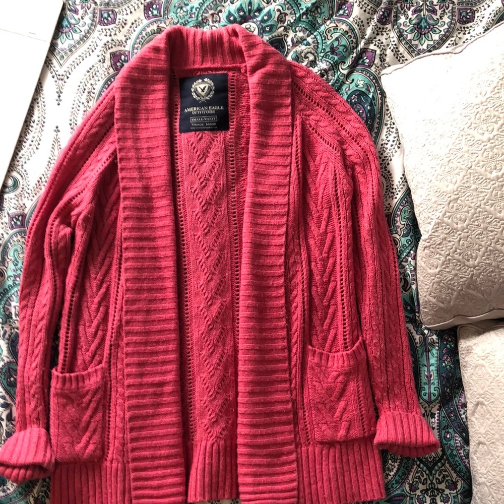 American Eagle Sweater